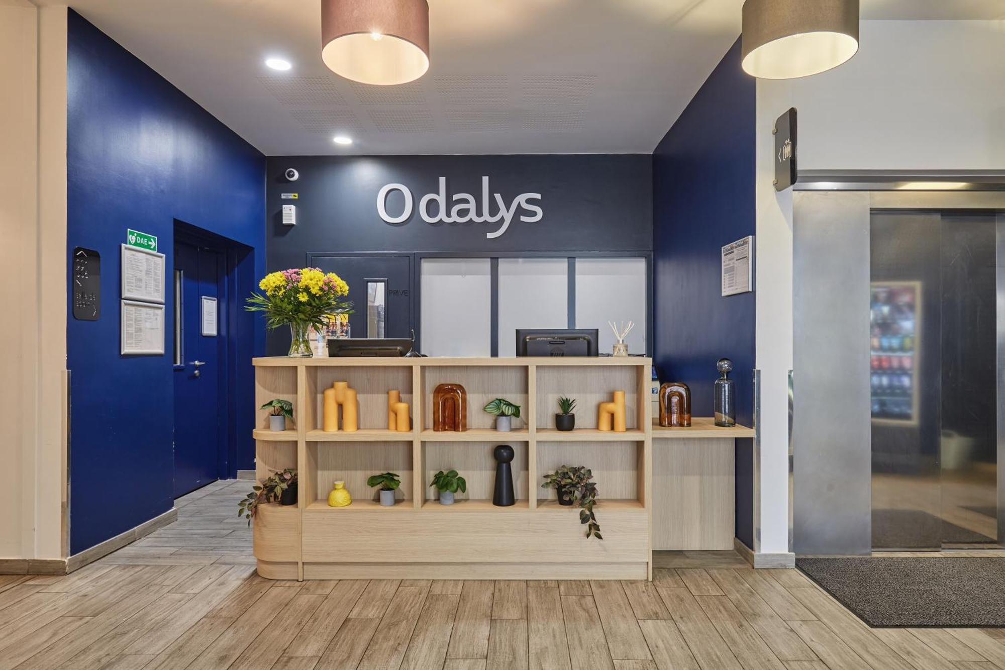 Appart Hotel Odalys City Paris Levallois Exterior foto